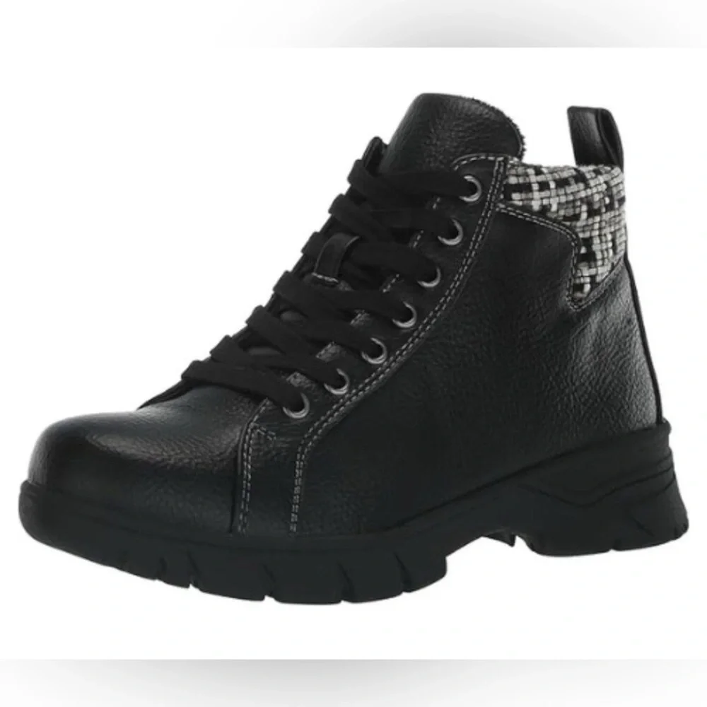 Easy Street Women's Nico Lace Up Detail Side Zip Booties new - Picture 3 of 6